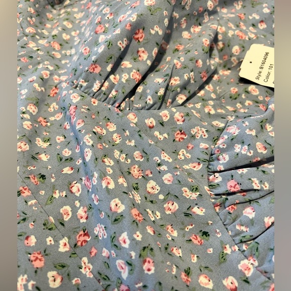 SHEIN LONG SLEEVE DRESS - Picture 2 of 2